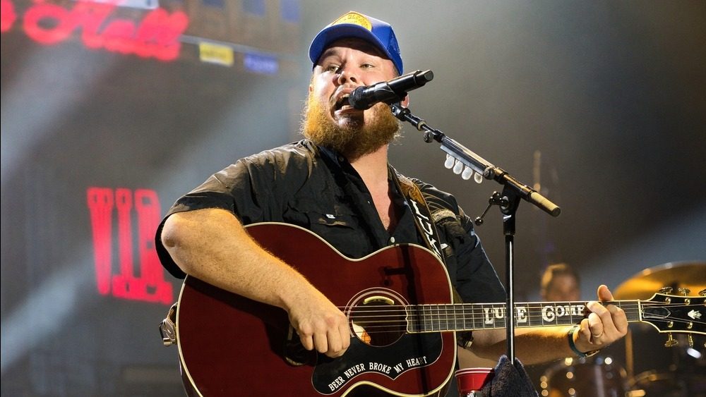 Luke Combs extending My Kinda Saturday Night Tour' into 2027